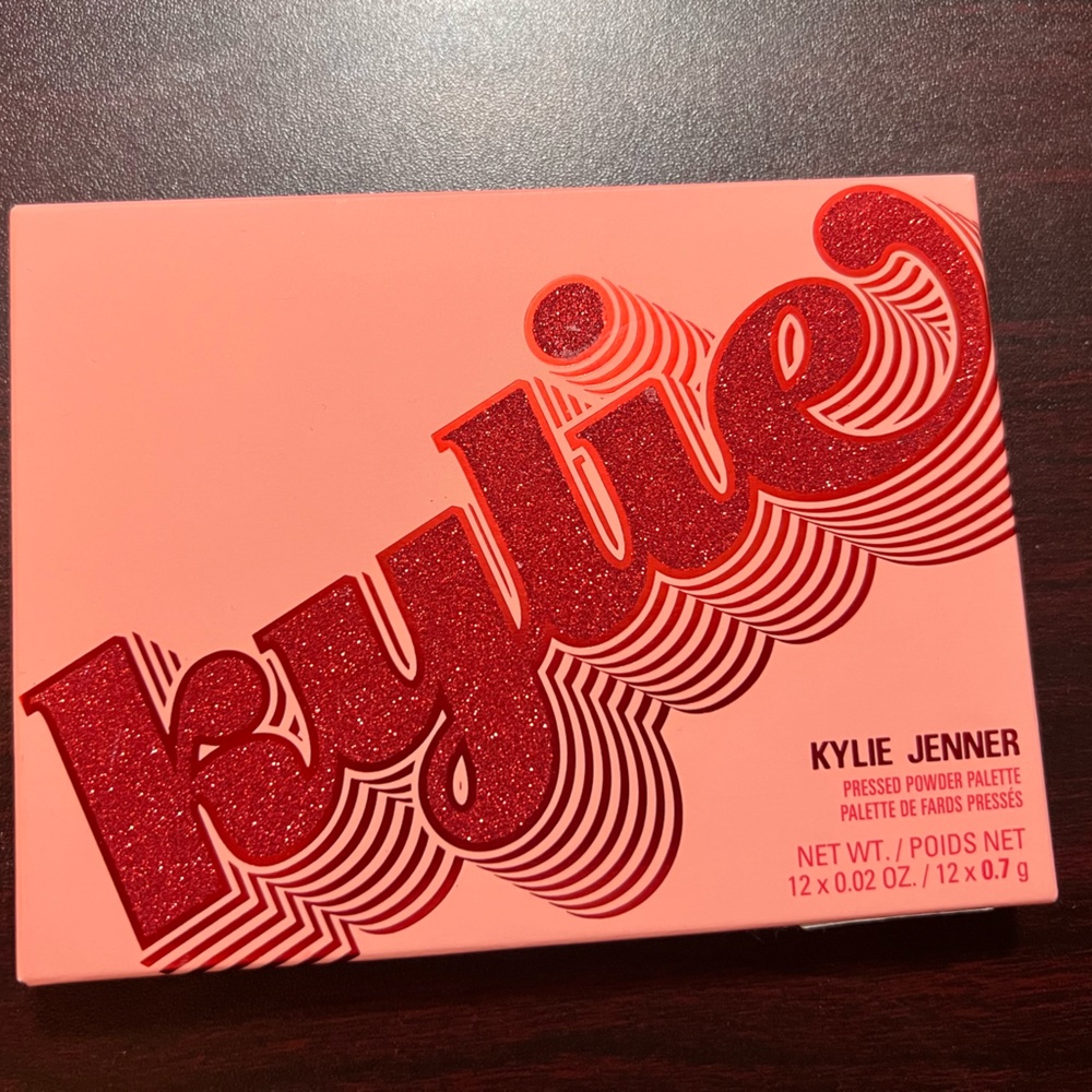 Kylie Cosmetics Eyeshadow Palette - Red and Pink